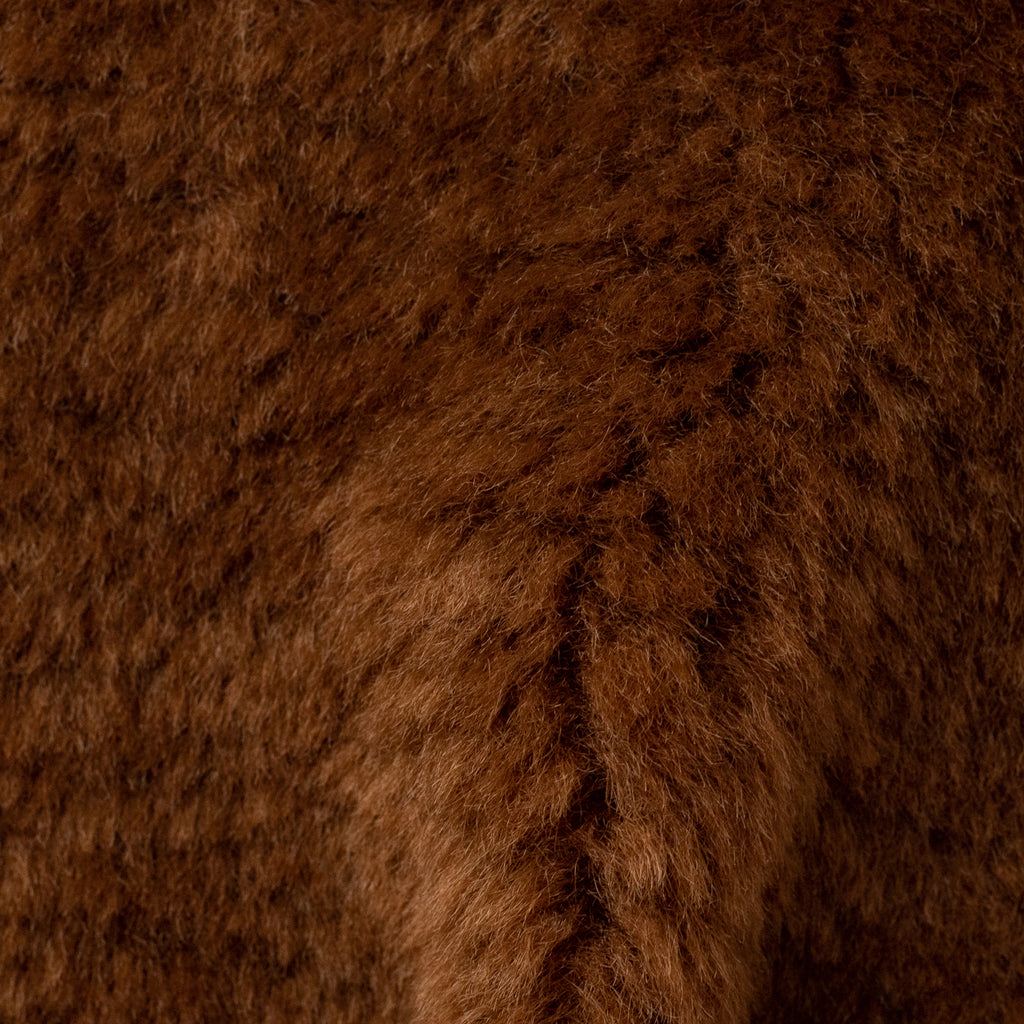 MID-LENGTH RABBIT WITH EMBO EFFECTS IN CLASSIC BROWN - 275 - Faux fur